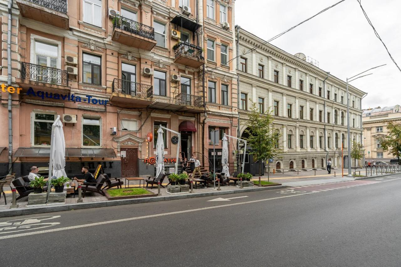 Pushkinskaya Apartments Kyiv Exterior photo