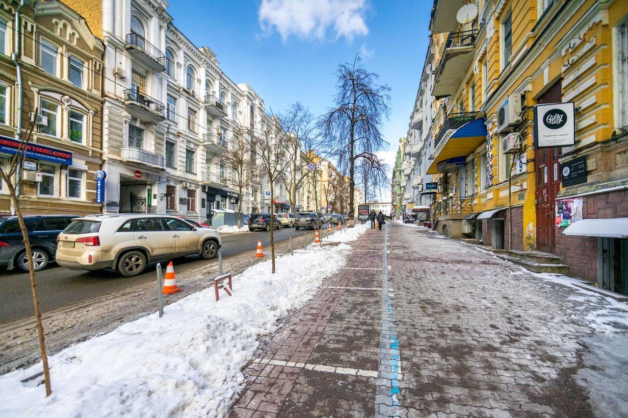 Pushkinskaya Apartments Kyiv Exterior photo